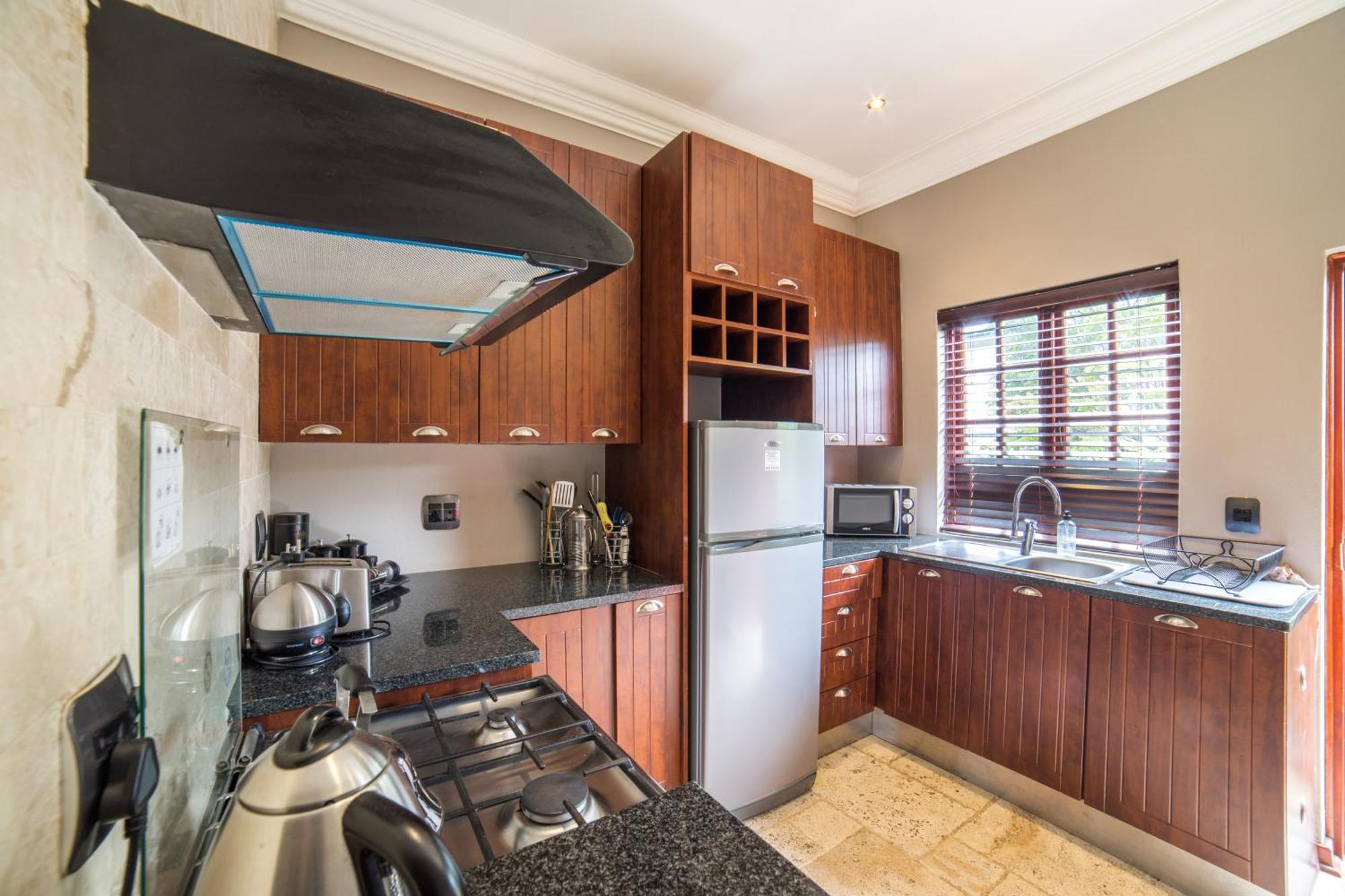 Tuareg Guest House Midrand Eksteriør billede