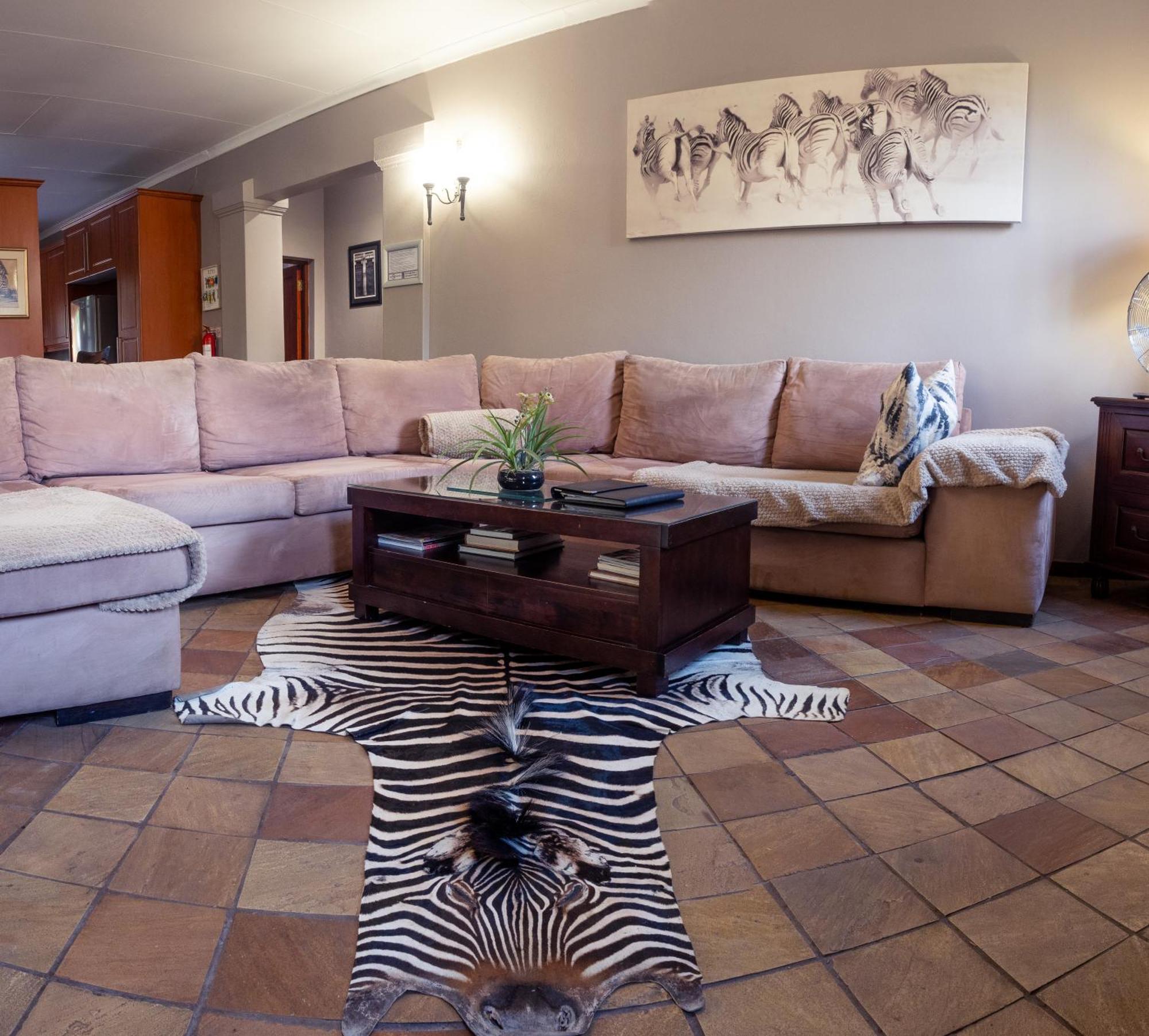Tuareg Guest House Midrand Eksteriør billede